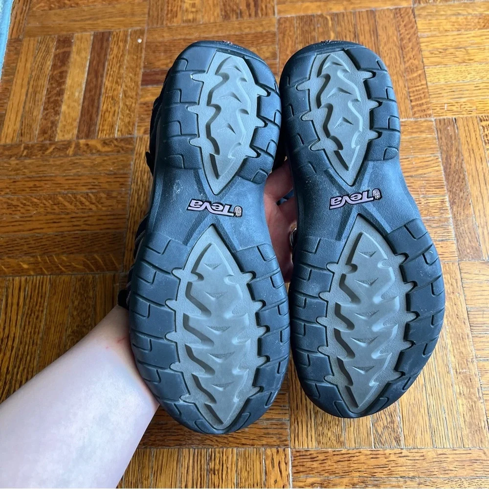Teva‎ Tirra Black/Purple Sandals, Size 9
